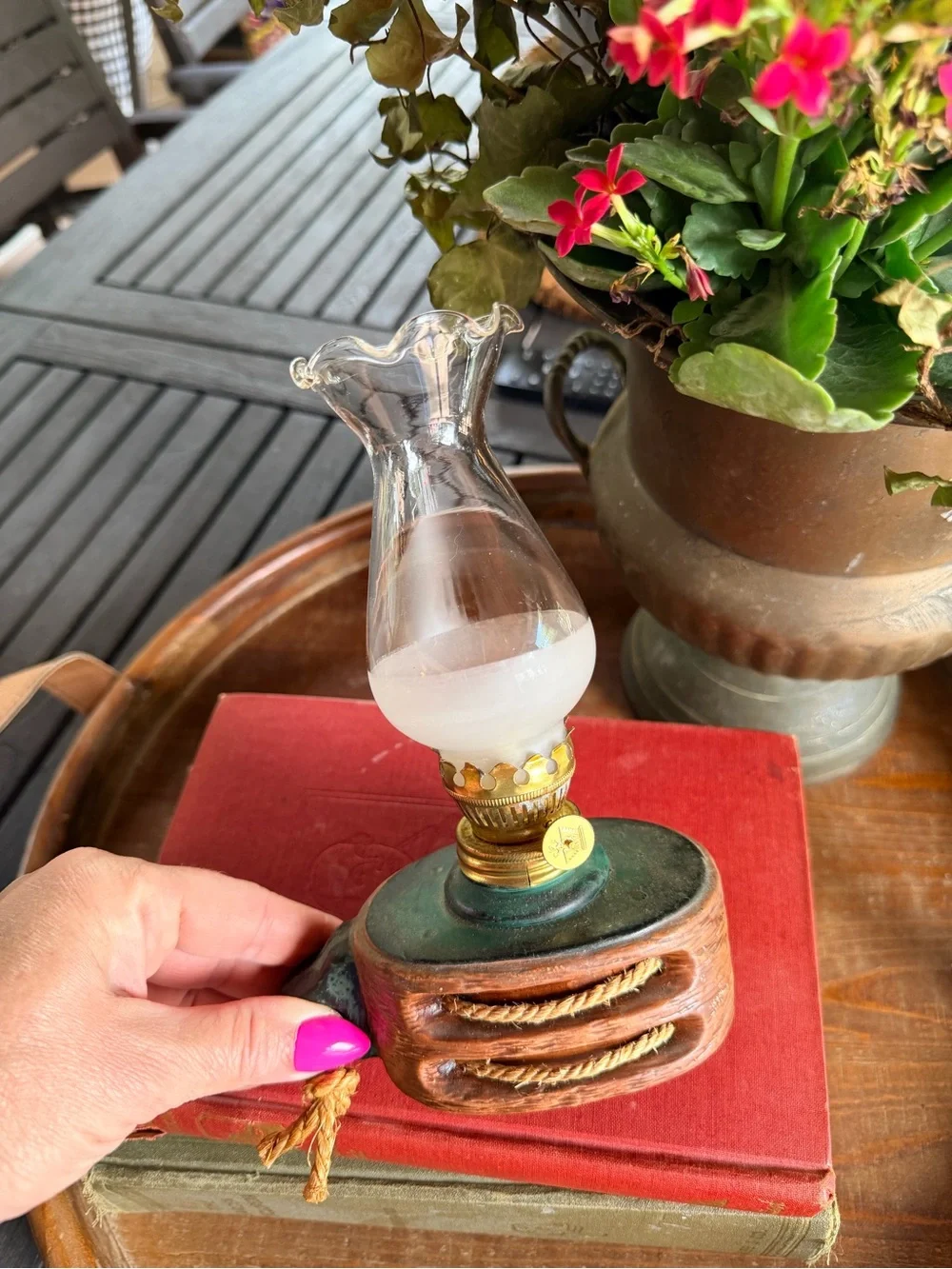 Vintage Rustic Wooden Rope Accent Oil Lamp